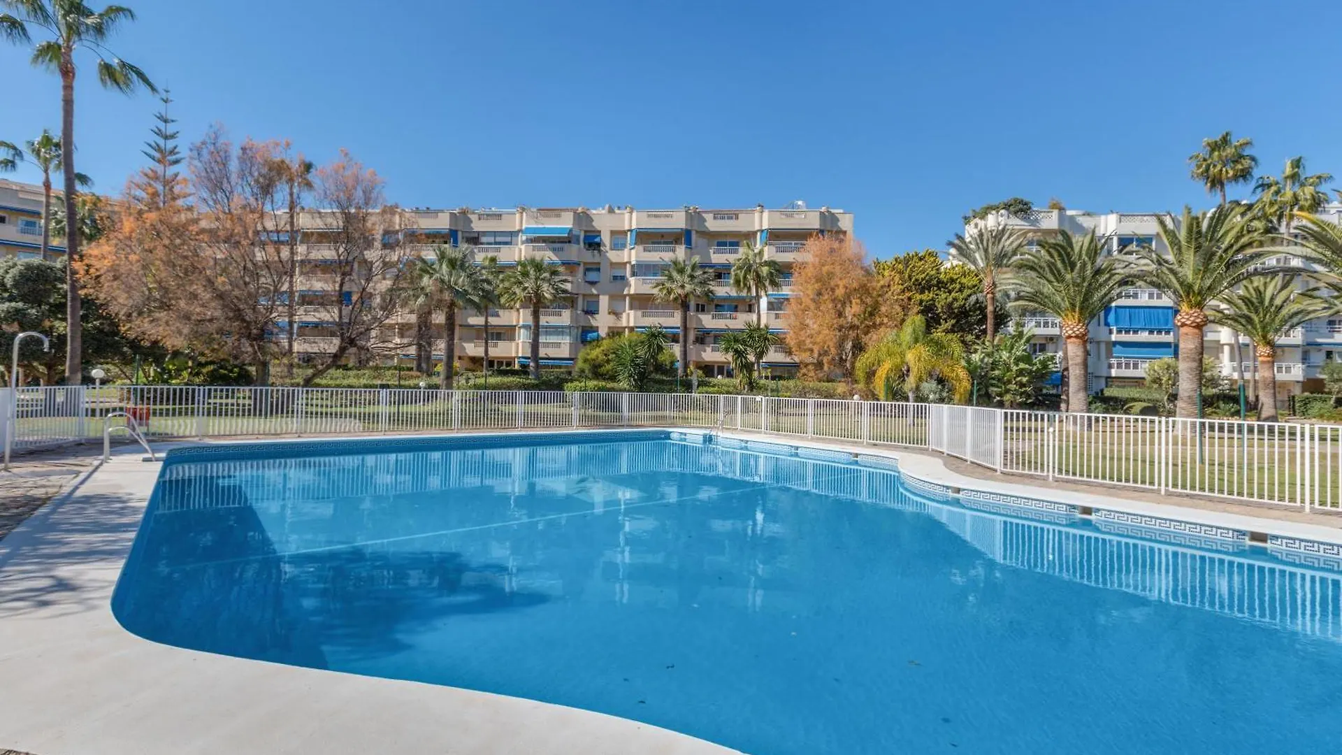 Apartman Apartamento Junto Al Mar Costa Lago Torremolinos